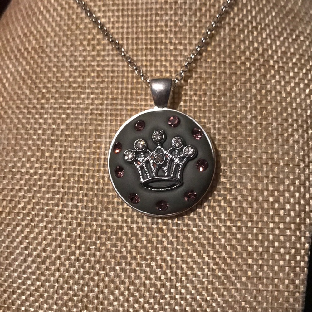 Crown necklace